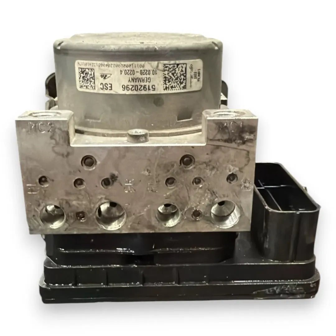 Dettaglio Pompa ABS Alfa Romeo Giulietta 2010–2013 cod. 50 - foto 2
