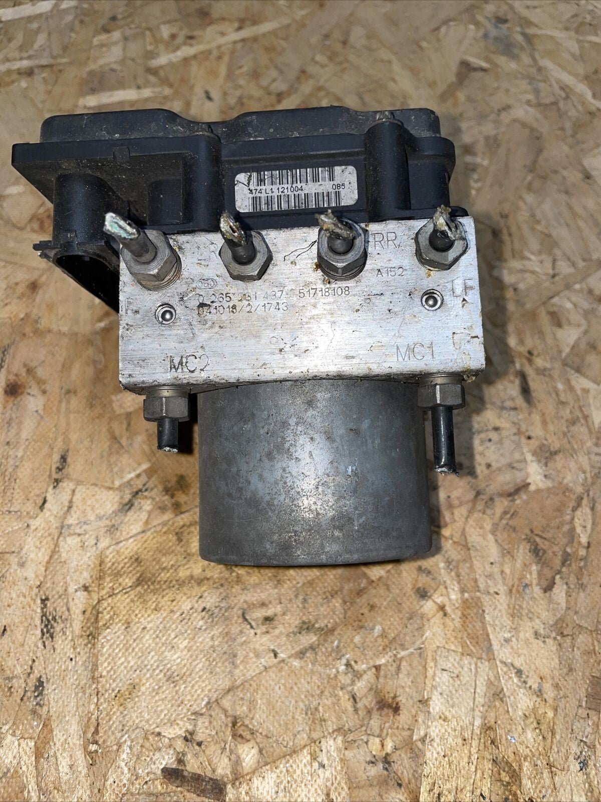 Pompa Abs Fiat Stilo 1.9 Jtd 2001 0265261437 - F&P CRASH SRLS - Ricambi Usati