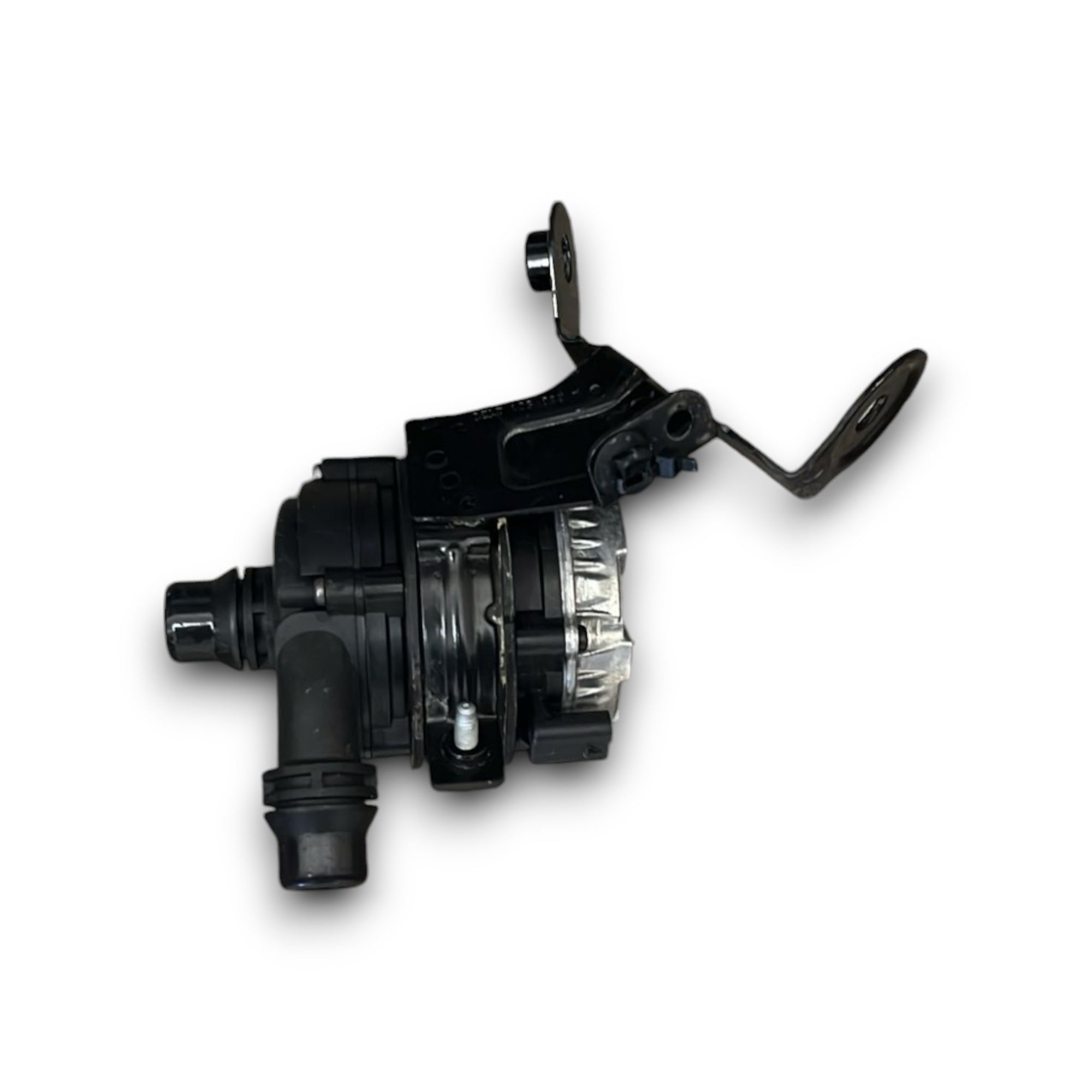 Pompa Acqua Mercedes Benz Classe C (W205) cod:A0005002686 1.6 Diesel (2014 > 2021) - F&P CRASH SRLS - Ricambi Usati