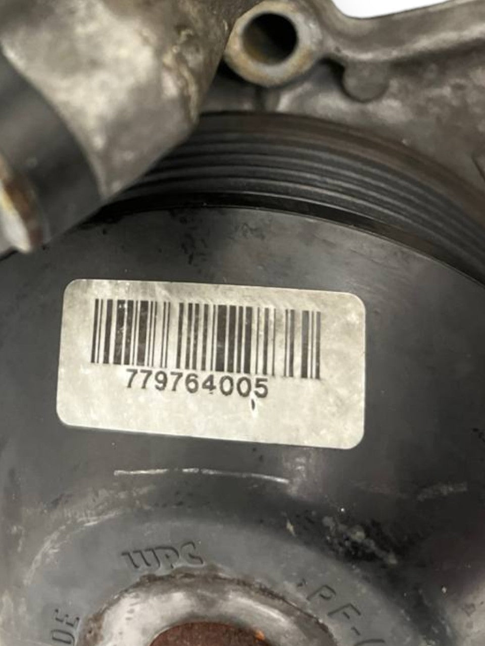 Pompa Acqua + Termostato Bmw Serie 1 E87 / Bmw Serie 3 E90 / Bmw Serie 5 E60 2.0 Diesel (2004 al 2012) cod: 779764005 - F&P CRASH SRLS - Ricambi Usati