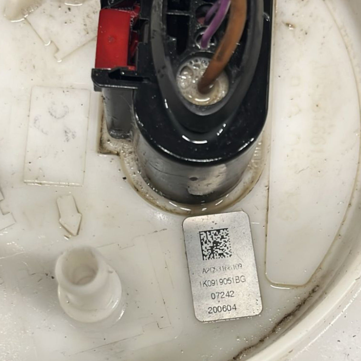 Fuel Pump / Float Volkswagen Golf V code:1K0919051BG 1.6 Petrol (2003 >2009) - F&P CRASH SRLS - Used Parts