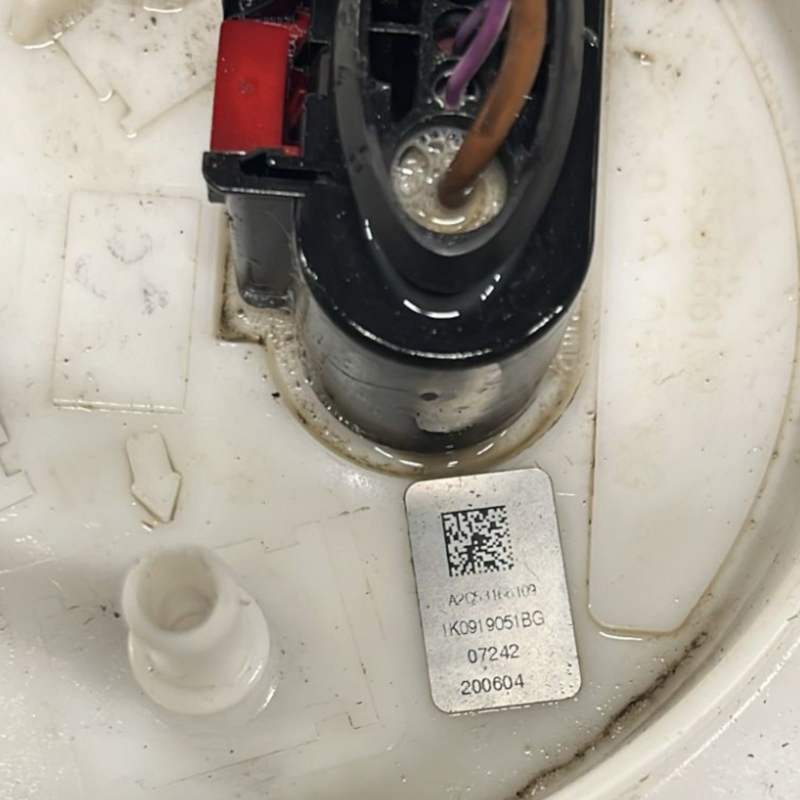 Fuel Pump / Float Volkswagen Golf V code:1K0919051BG 1.6 Petrol (2003 >2009) - F&P CRASH SRLS - Used Parts