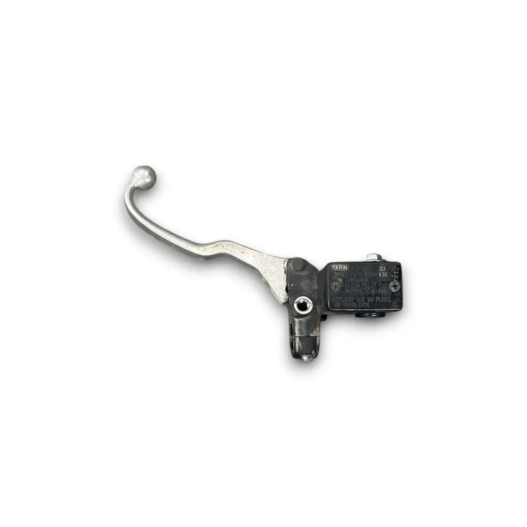 Pompa freno sinistra Suzuki UX Sixteen 150 - F&amp;P CRASH SRL - Ricambi Usati