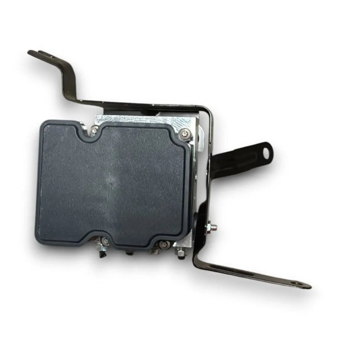 Pompa / gruppo idraulico ABS Suzuki Vitara cod. 56110-76SA0 - F&P CRASH SRL - Ricambi Usati