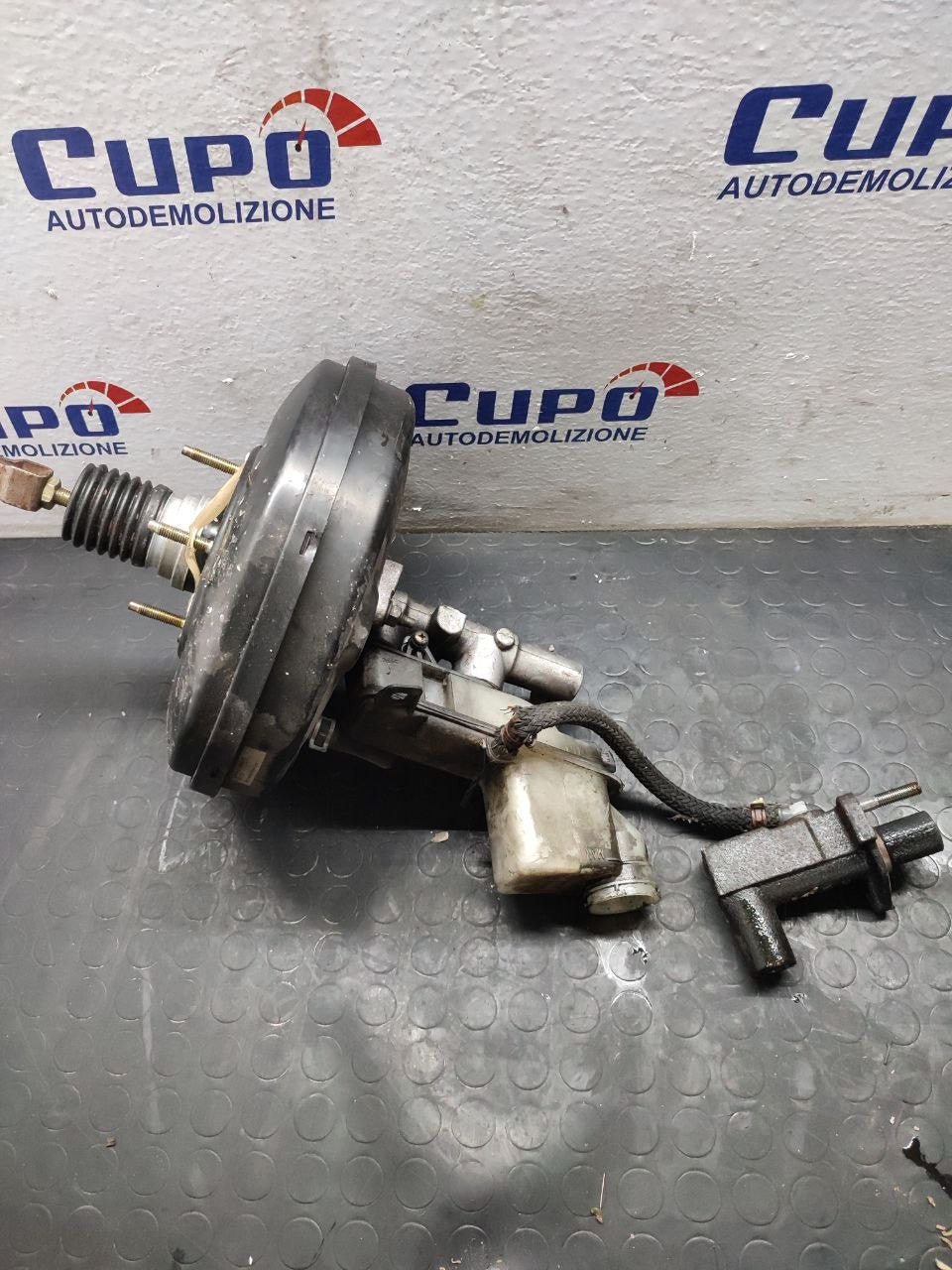Pompa Servo Freno Mazda 6 (2004) Cod:C05 - 04000 - F&P CRASH SRLS - Ricambi Usati