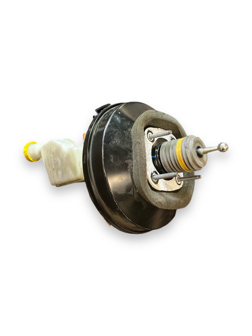 Pompa servofreno Citroen C3 1.2 benzina (2016>) cod.9811514380 - F&P CRASH SRLS - Ricambi Usati