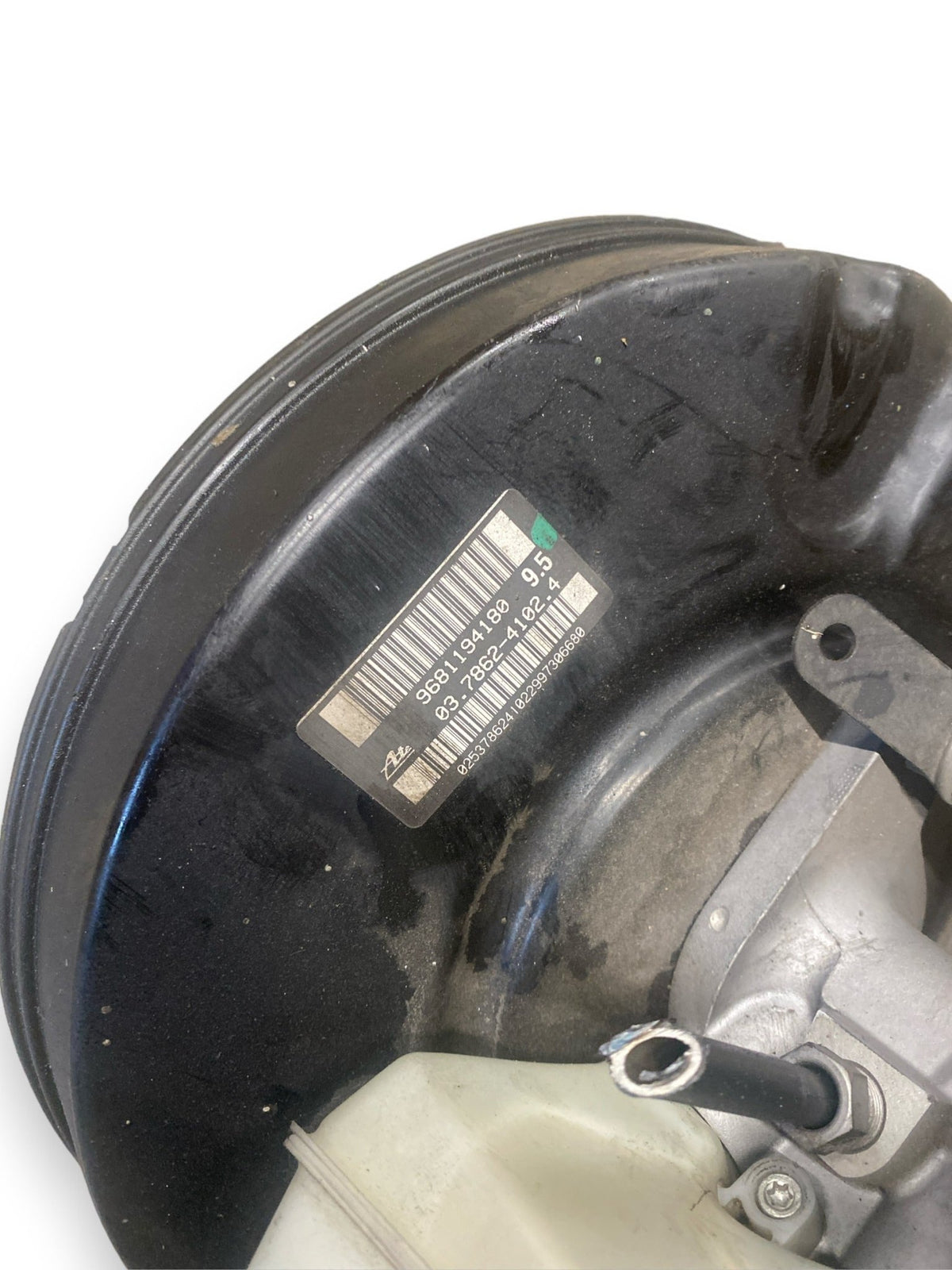 Pompa servofreno Citroen C4 Picasso (2.0 - 2009) cod:9681194180 - F&P CRASH SRLS - Ricambi Usati