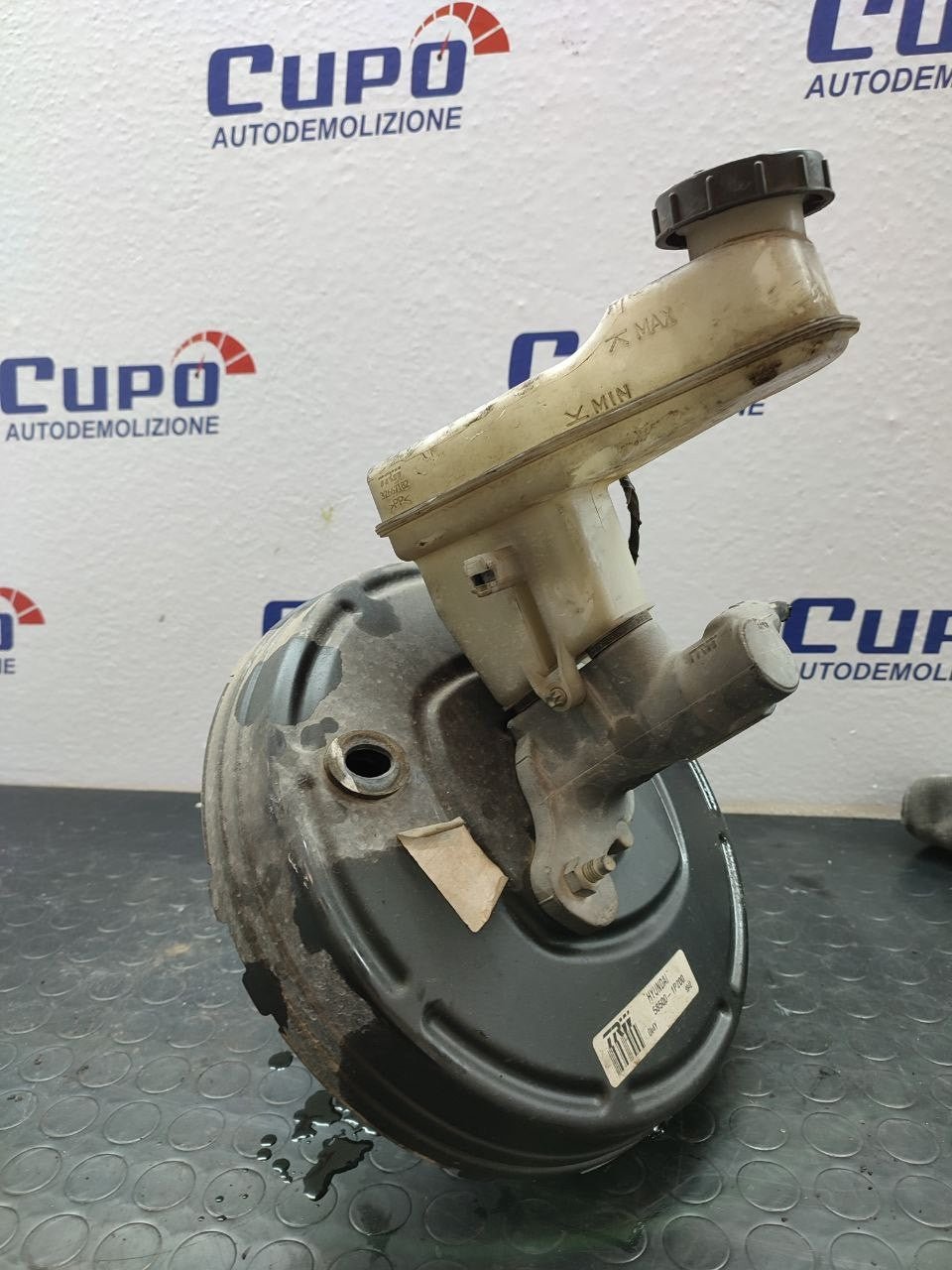 Pompa Servofreno Kia Venga 1.4 + vaschetta cod: 58500 - 1p200 - F&P CRASH SRLS - Ricambi Usati