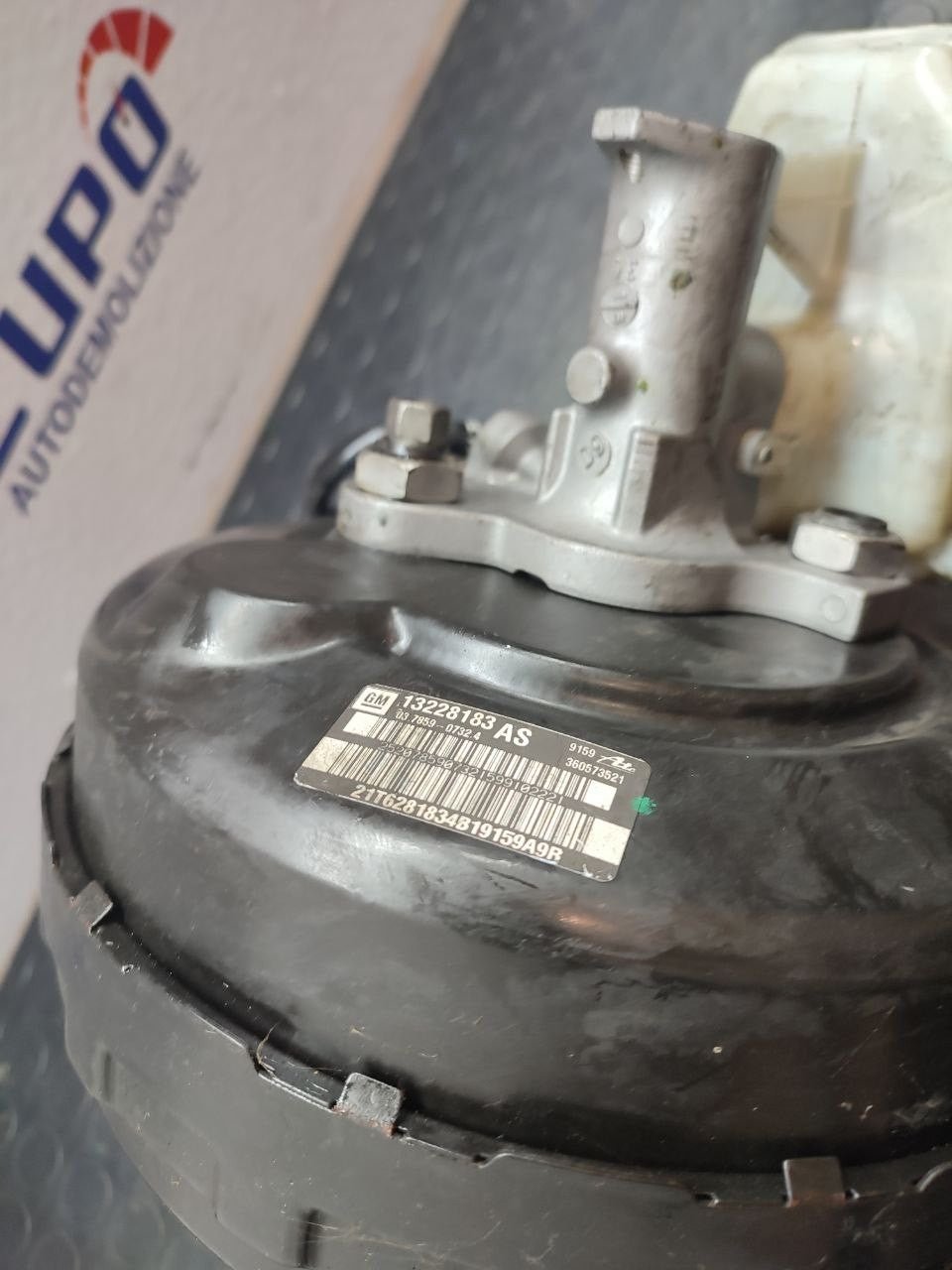 Pompa servofreno OPEL INSIGNIA 2.0 cdti cod: 13228183 AS - F&P CRASH SRLS - Ricambi Usati