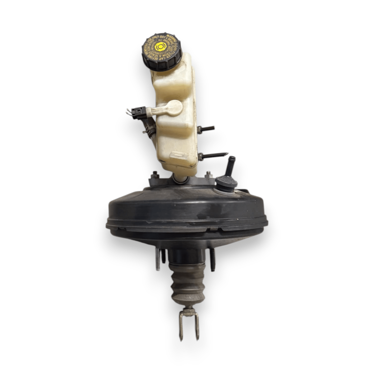 Pompa servofreno Toyota Yaris C 1.3 benzina cod.47200-0D540 (2011-2014) - F&P CRASH SRL - Ricambi Usati
