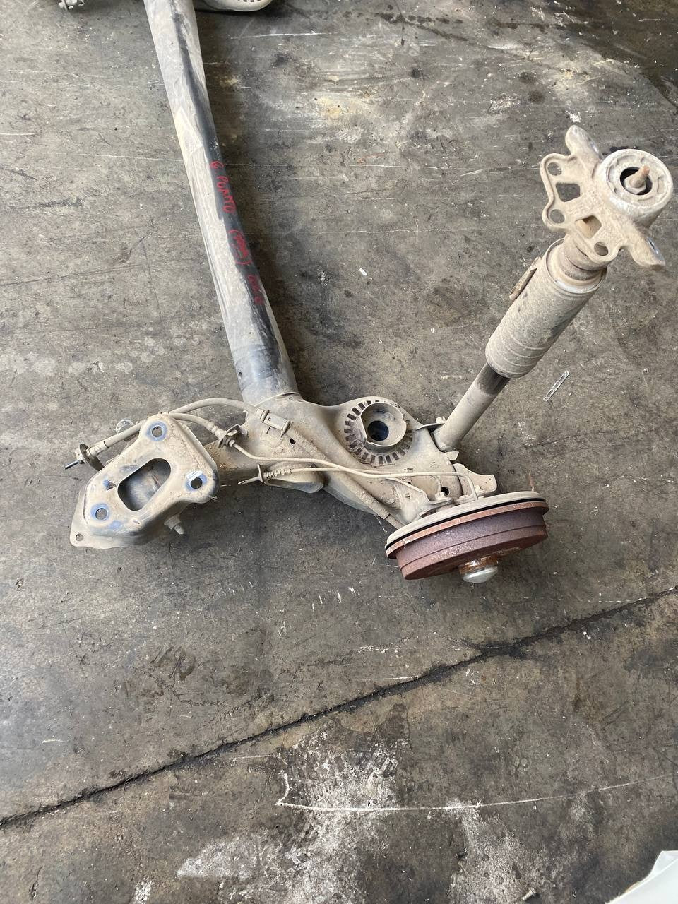 Ponte assale posteriore Fiat grande punto (199) / Evo 2014 - F&P CRASH SRLS - Ricambi Usati