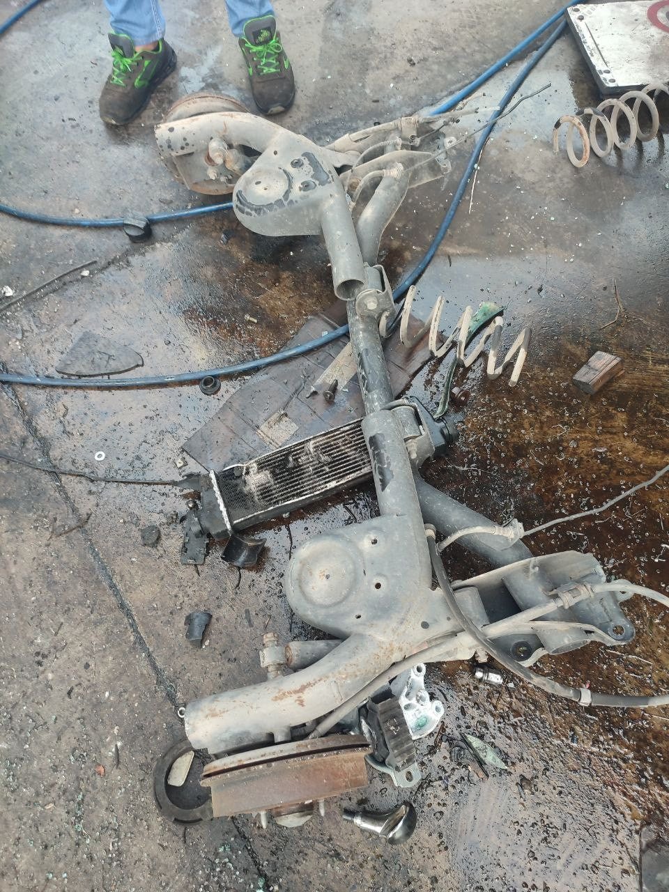 Ponte assale posteriore Fiat Panda ( 169 - 2004 ) 1.2 natural power metano cod 51856886 - F&P CRASH SRLS - Ricambi Usati