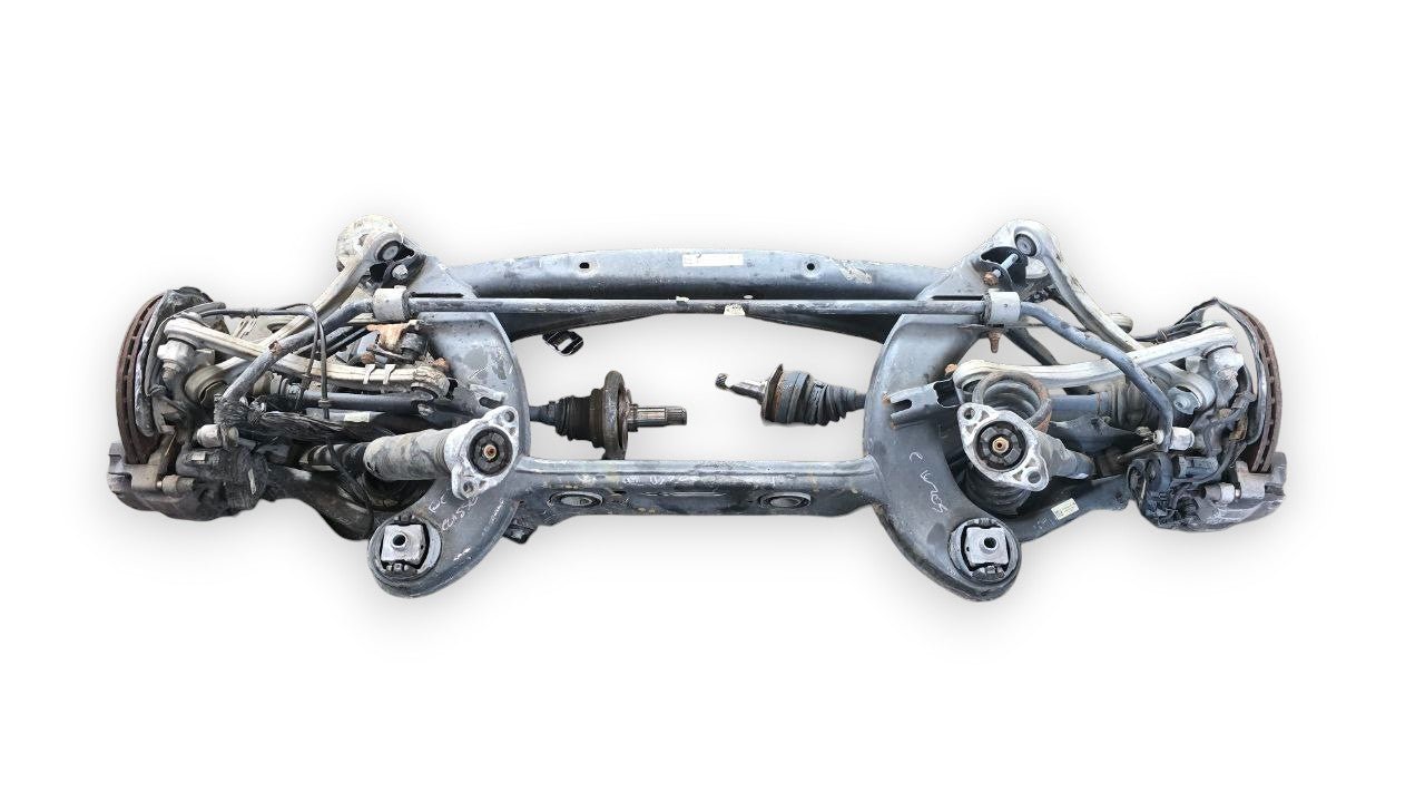 Bridge / Rear Axle Mercedes - Benz Class C w205 Code: 2053503613 2.0 Diesel (2014 - 2021) - F&P CRASH SRLS - Used Parts