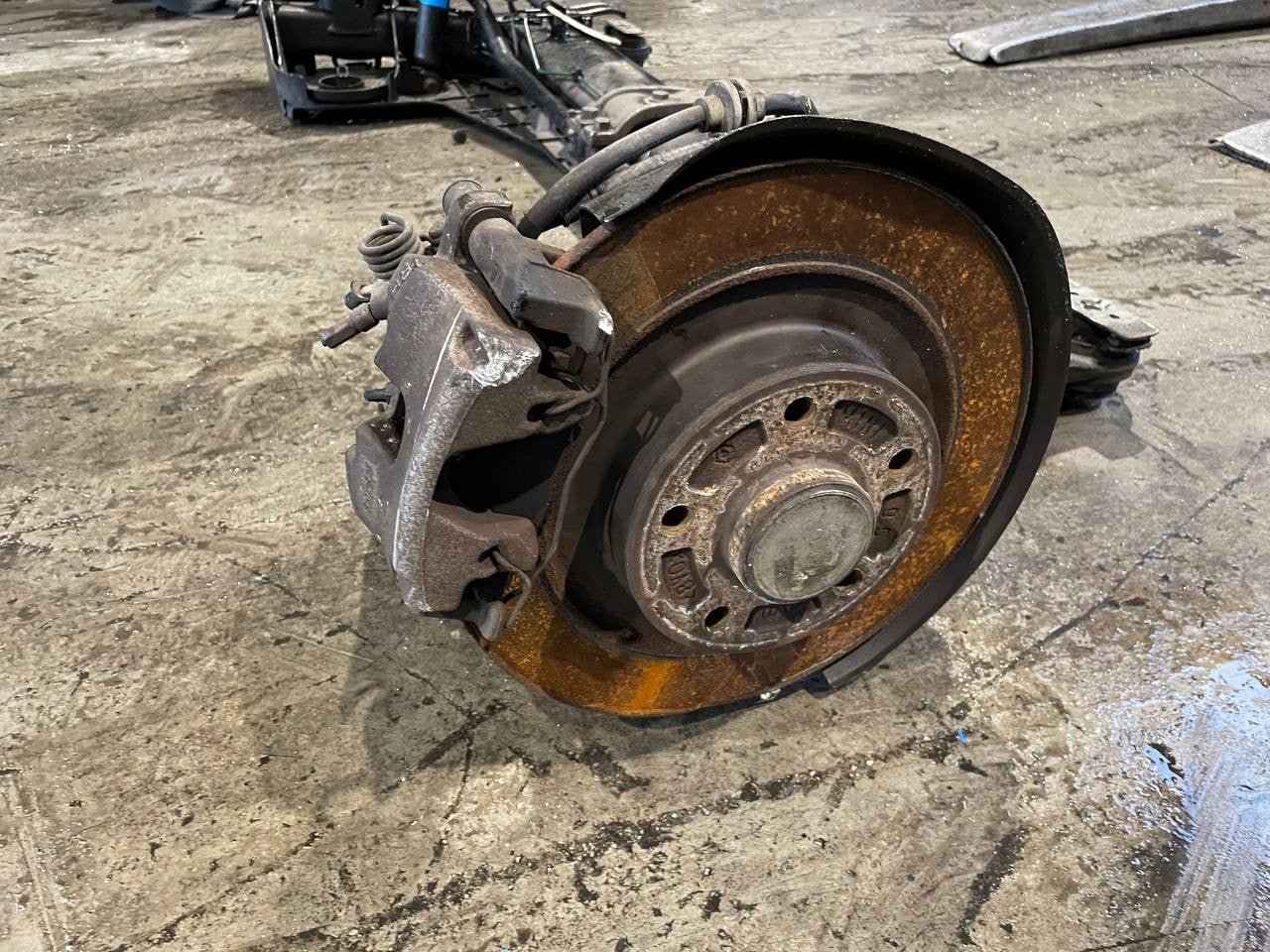 Ponte assale posteriore Renault laguna station wagon 1.9 dci f9q ( mk3 - 2003 ) - F&P CRASH SRLS - Ricambi Usati