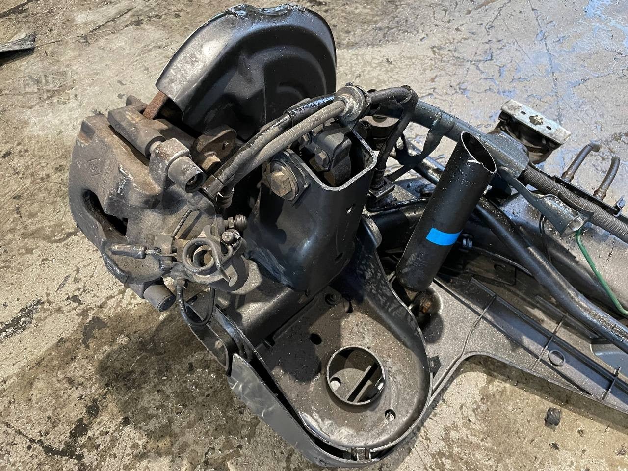 Ponte assale posteriore Renault laguna station wagon 1.9 dci f9q ( mk3 - 2003 ) - F&P CRASH SRLS - Ricambi Usati