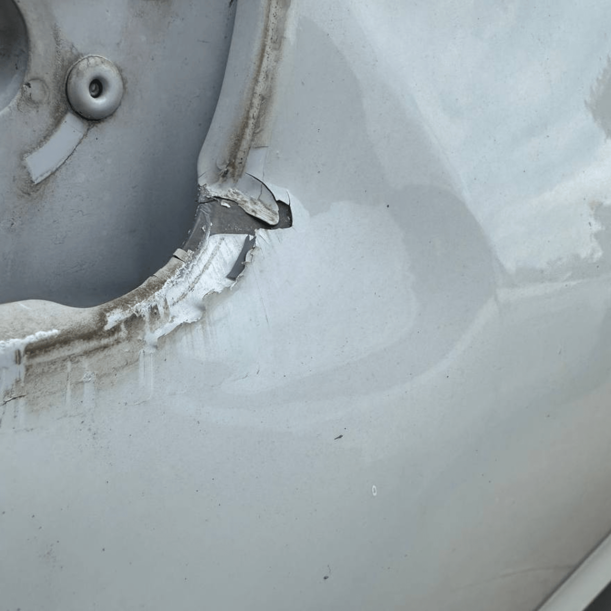 Porta / Portiera / Sportello anteriore sinistro (sx) Bianca Renault Clio IV (2012 al 2021) - F&P CRASH SRLS - Ricambi Usati