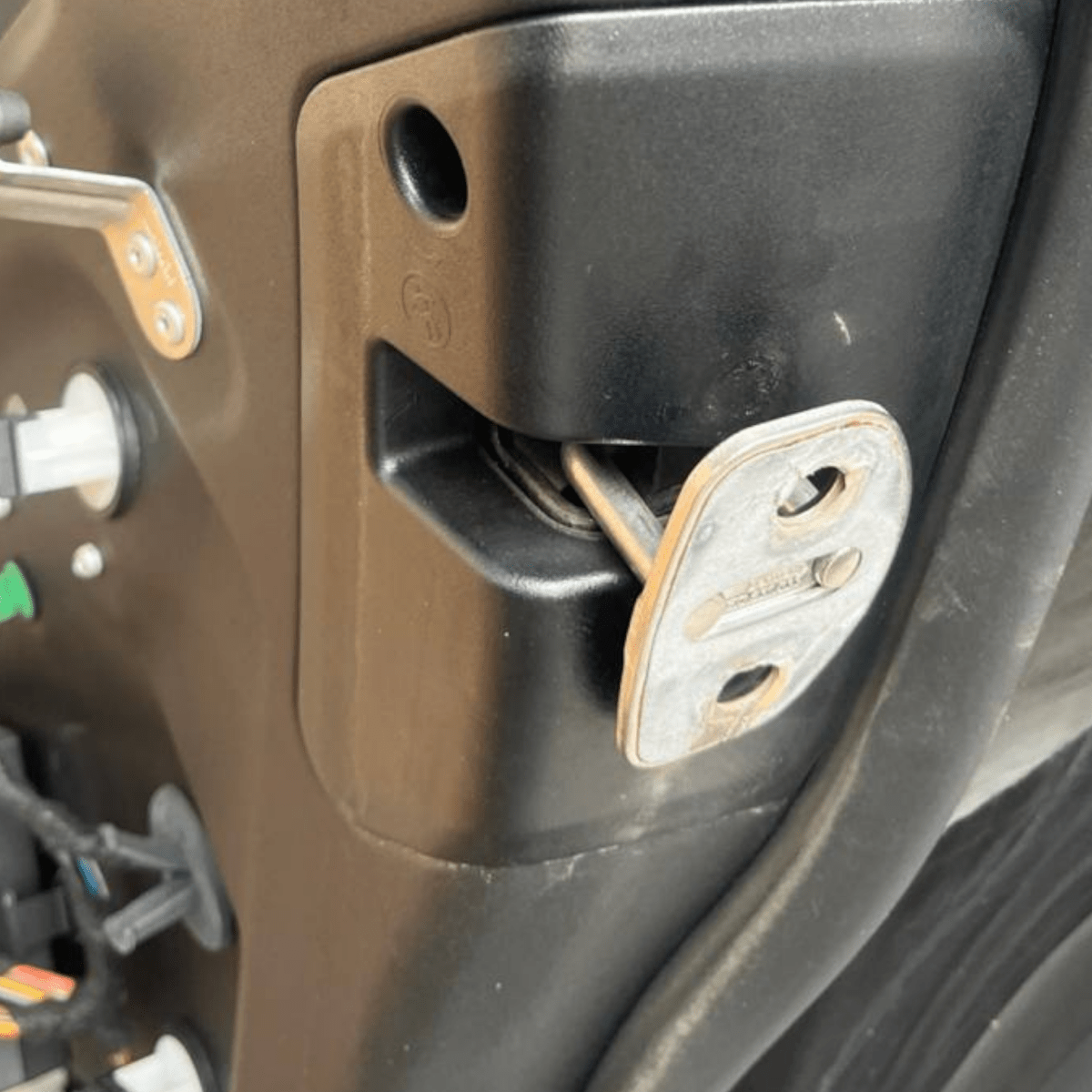 Porta / Portiera / Sportello posteriore destro (dx) Grigio Porsche Panamera 970 (2009 al 2016) - F&P CRASH SRLS - Ricambi Usati