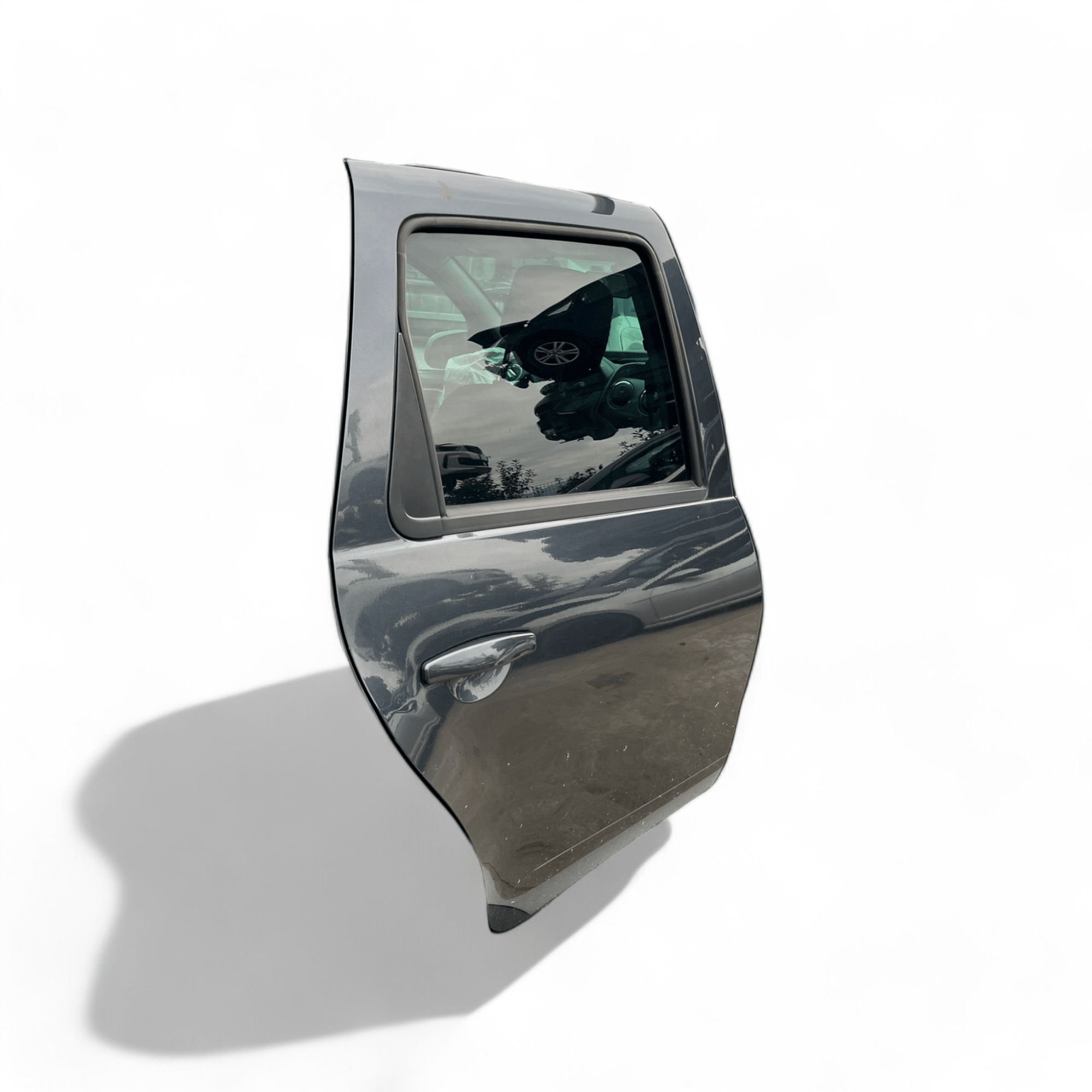 Porta / portiera / sportello posteriore destro grigio Dacia Duster (2010 - 2017) - F&P CRASH SRLS - Ricambi Usati