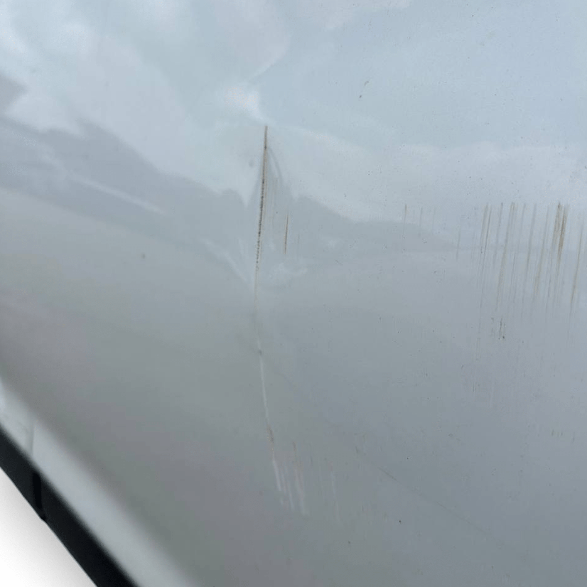 Porta / Portiera / Sportello posteriore sinistra (sx) Bianca Renault Clio IV (2012 al 2021) - F&P CRASH SRLS - Ricambi Usati