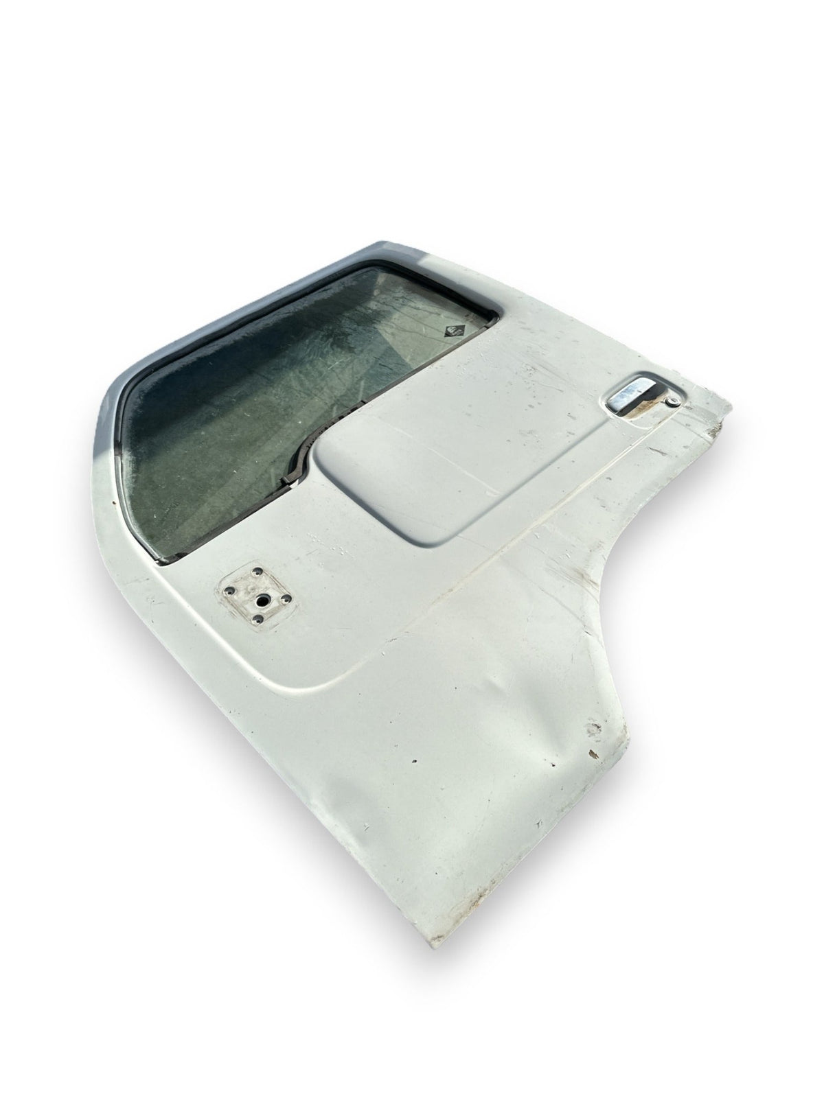 Left Front Door / Door Nissan Cabstar (2003) - White - F&P CRASH SRLS - Used Parts