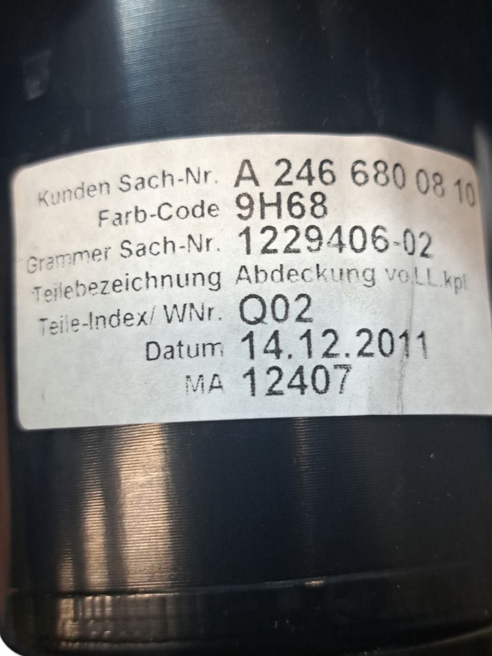 Cup holder Beverage holder Mercedes class B W246 (2012 - 2018) CODE:A2466800810 - F&P CRASH SRLS - Used Parts