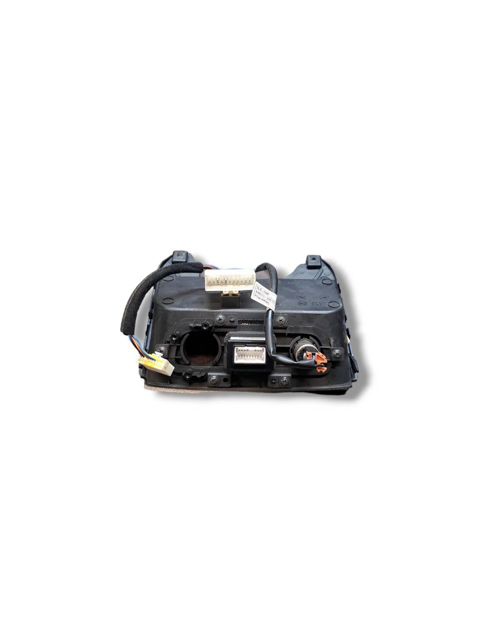 Portaoggetti + Connettore Presa 12V / Presa USB / Presa Aux Kia Sportage SL (2010 - 2016) COD:84631 - 3U010 - F&P CRASH SRLS - Ricambi Usati