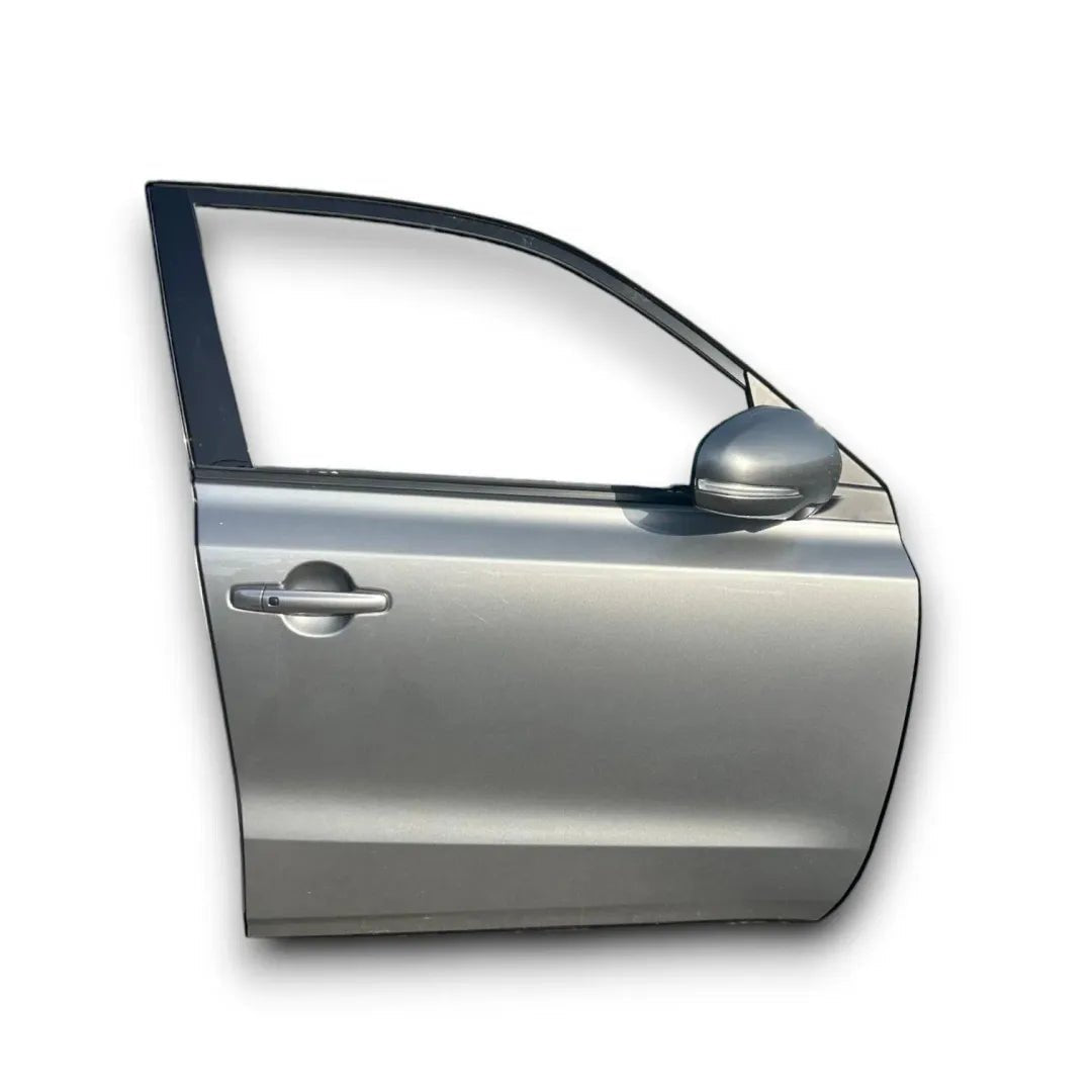 Portiera anteriore destra Suzuki Vitara dal 2018 OEM 6800154P01000