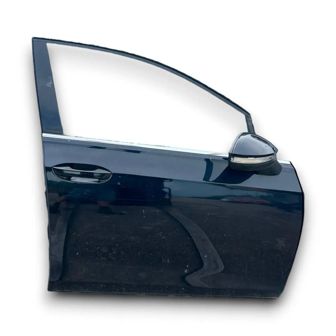 Portiera anteriore destra Volkswagen Golf VIII dal 2019 OEM 5H4831056M
