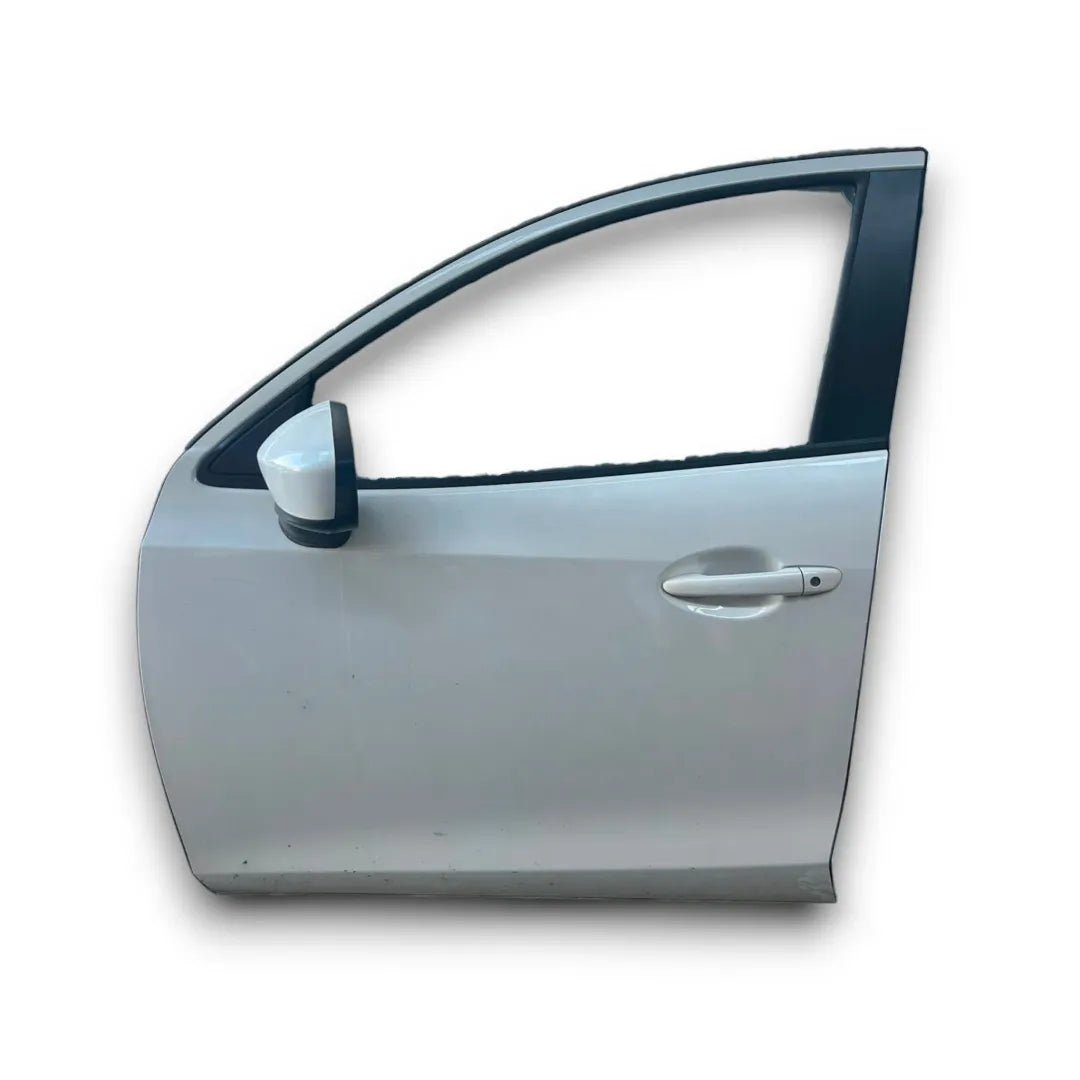 Portiera anteriore sinistra Mazda 2 3ª Serie 2014–2020 OEM D0Y05902XF