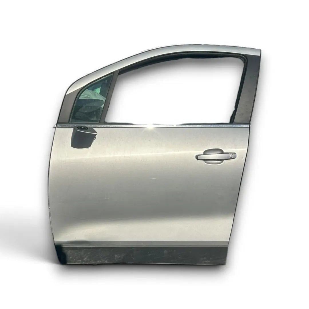 Portiera anteriore sinistra Opel Mokka 2012–2016 OEM 95371048 - F&P CRASH SRL - Ricambi Usati
