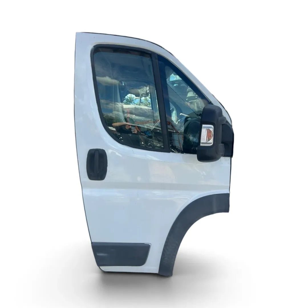 Portiera destra anteriore Fiat Ducato Furgone 2014–2019 OEM 1394068080 - F&amp;P CRASH SRL - Ricambi Usati