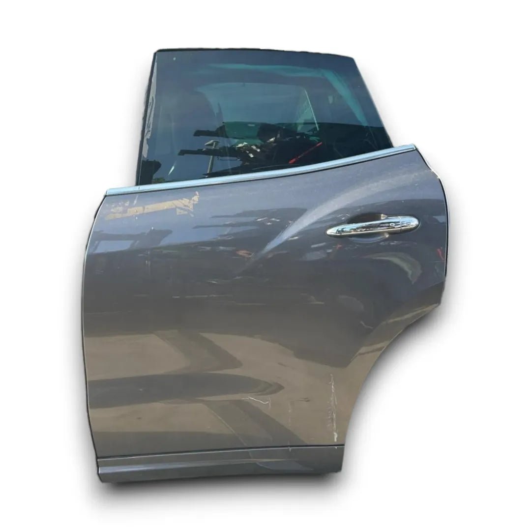 Portiera posteriore sinistra Maserati Levante dal 2016 OEM 673009992