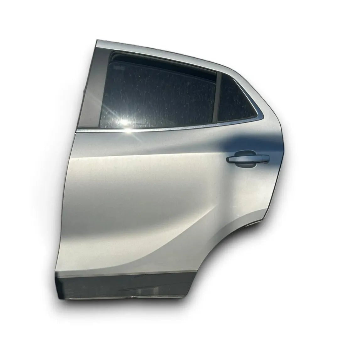 Portiera posteriore sinistra Opel Mokka 2012–2016 OEM 42342193 - F&P CRASH SRL - Ricambi Usati