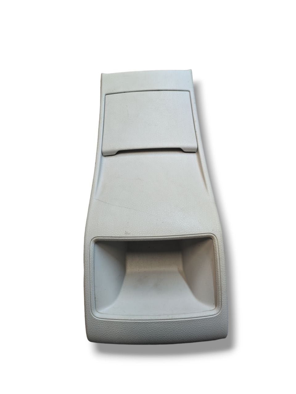 Rear Ashtray Central Tunnel Mercedes - Benz Class A w176 (2012 - 2018) Code: A2466460069 - F&P CRASH SRLS - Used Spare Parts