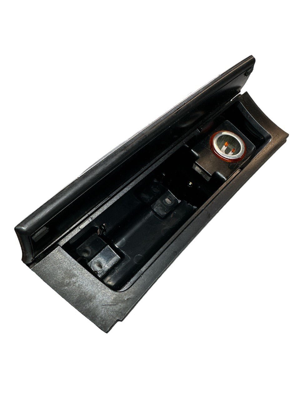 Posacenere con ingresso accendisigari Volkswagen Passat V serie 2.0 tdi ( 2010 ) cod. 318220100 - F&P CRASH SRLS - Ricambi Usati