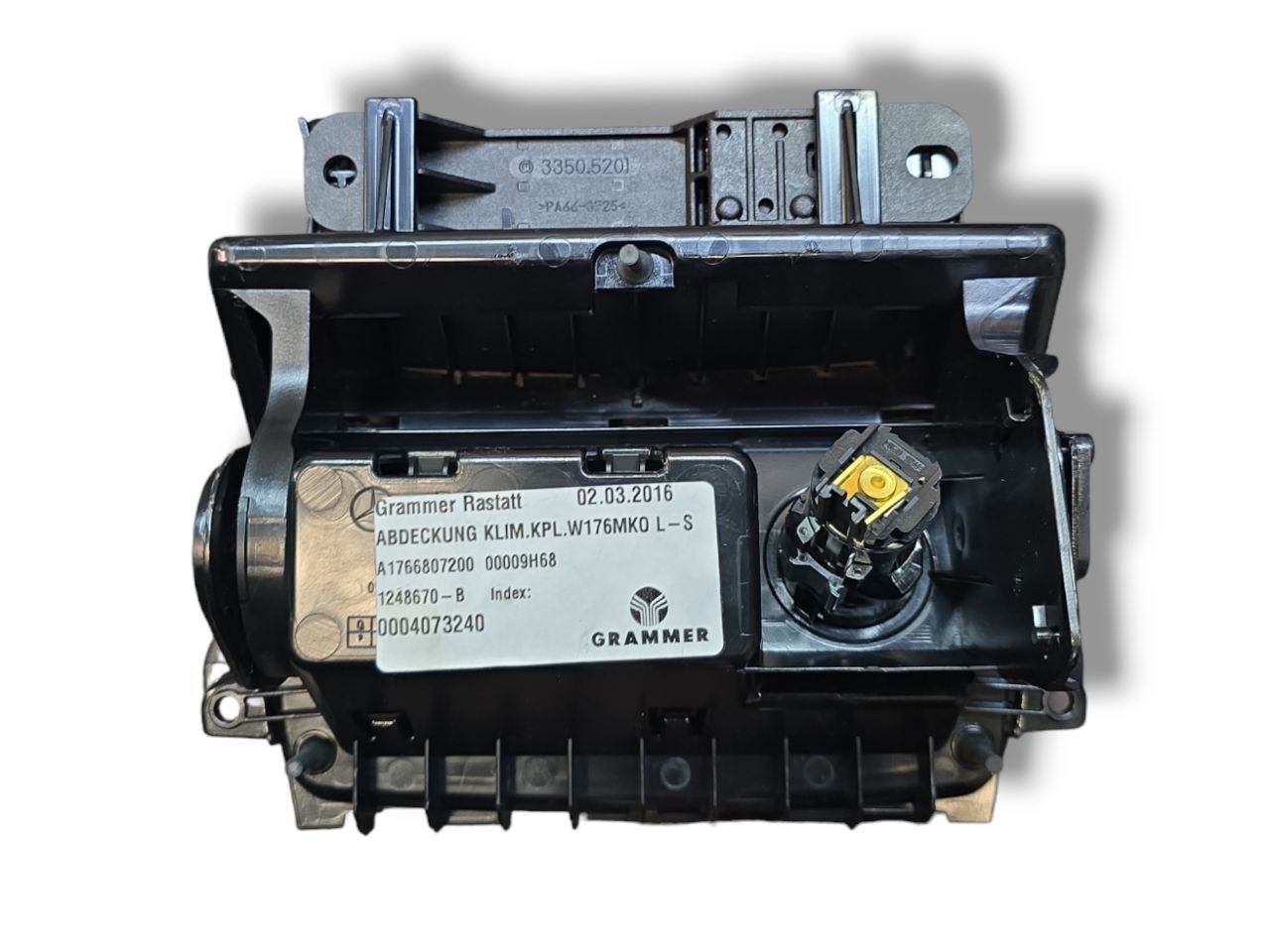 Ashtray Mercedes - Benz Class A w176 (2012 - 2018) Code: A1766804400 - F&P CRASH SRLS - Used Parts