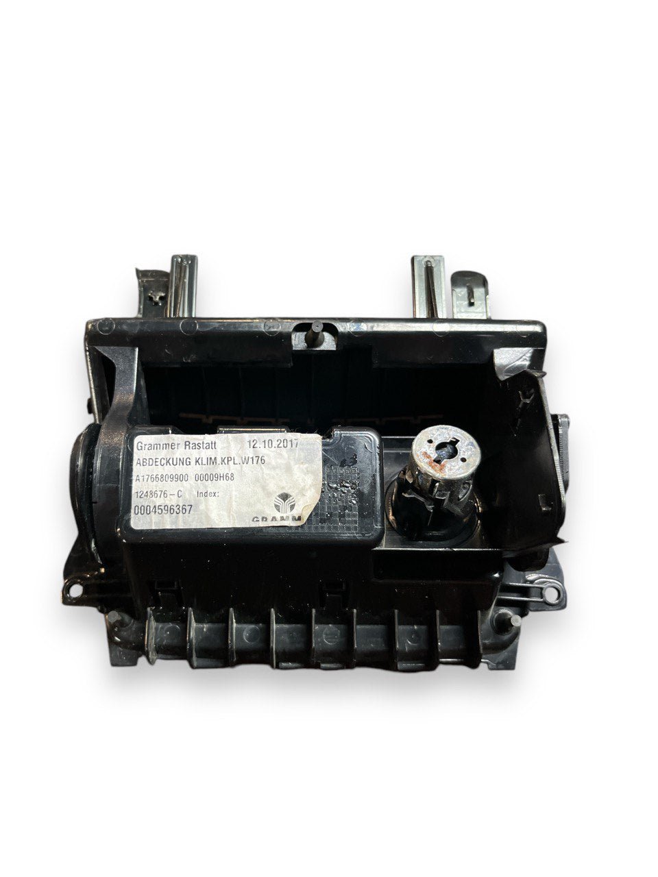 Posacenere Mercedes - Benz Classe A w176 ( 2012 - 2018 ) cod.A1766809900 - F&P CRASH SRLS - Ricambi Usati