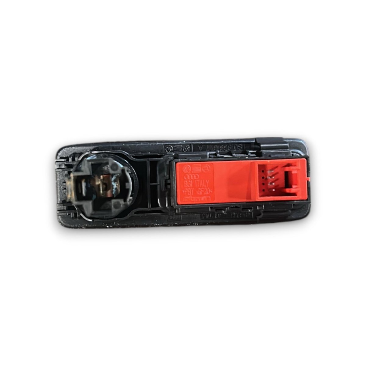 12 volt socket Volkswagen UP cod.1s0863617a (2011 > 2024) + buttons - F&P CRASH SRLS - Used Parts