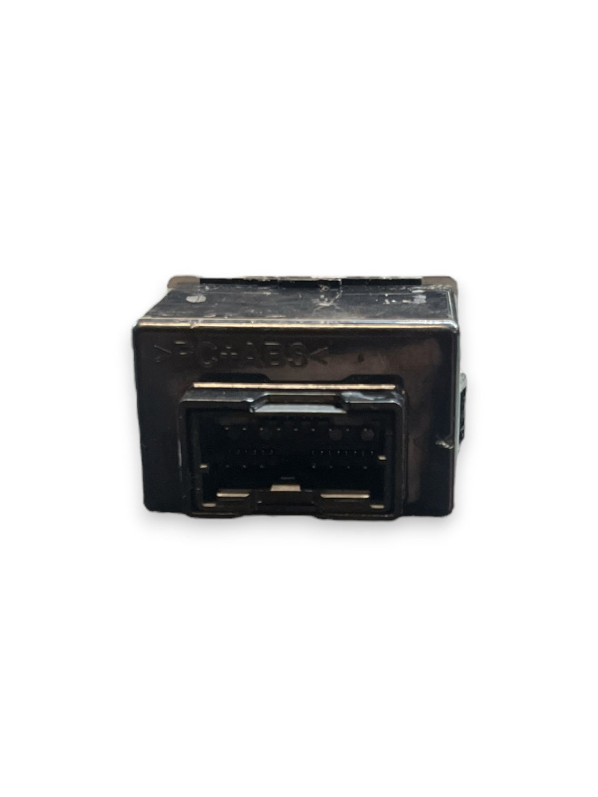 USB Socket Kia Sportage (2017) code: 96120D3000 - F&P CRASH SRLS - Used Parts
