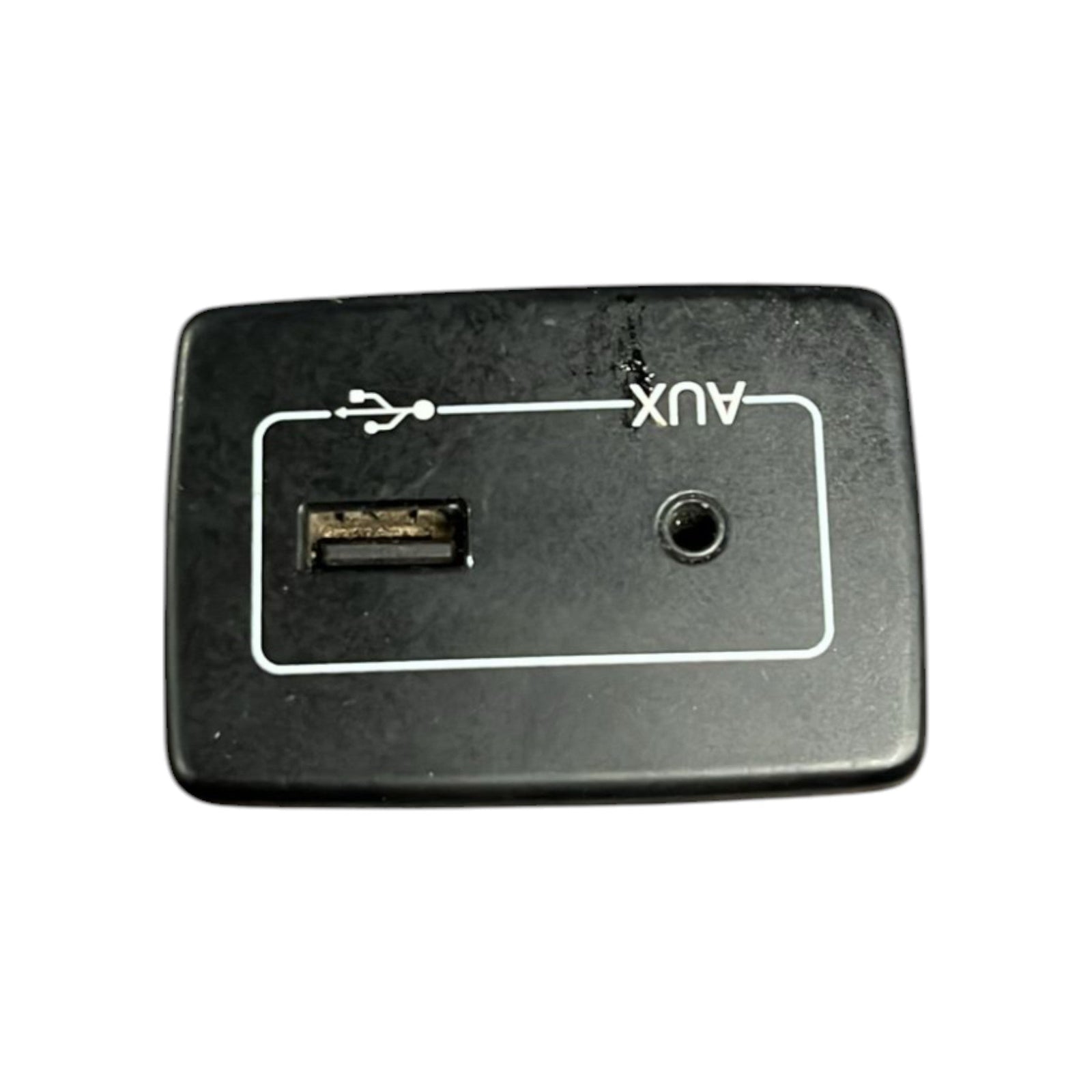 Presa Connettore Aux / Usb JFiat Doblò II (2009 >2022) - F&P CRASH SRLS - Ricambi Usati