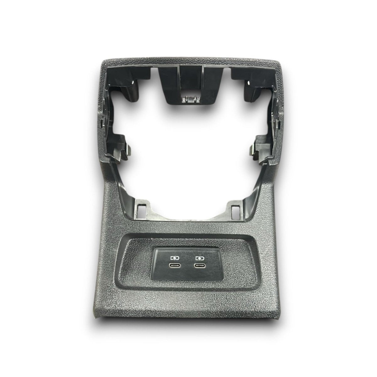 Prese posteriori usb audi a3 8y cod:8Y0035954 (2021 >) - F&amp;P CRASH SRLS - Ricambi Usati