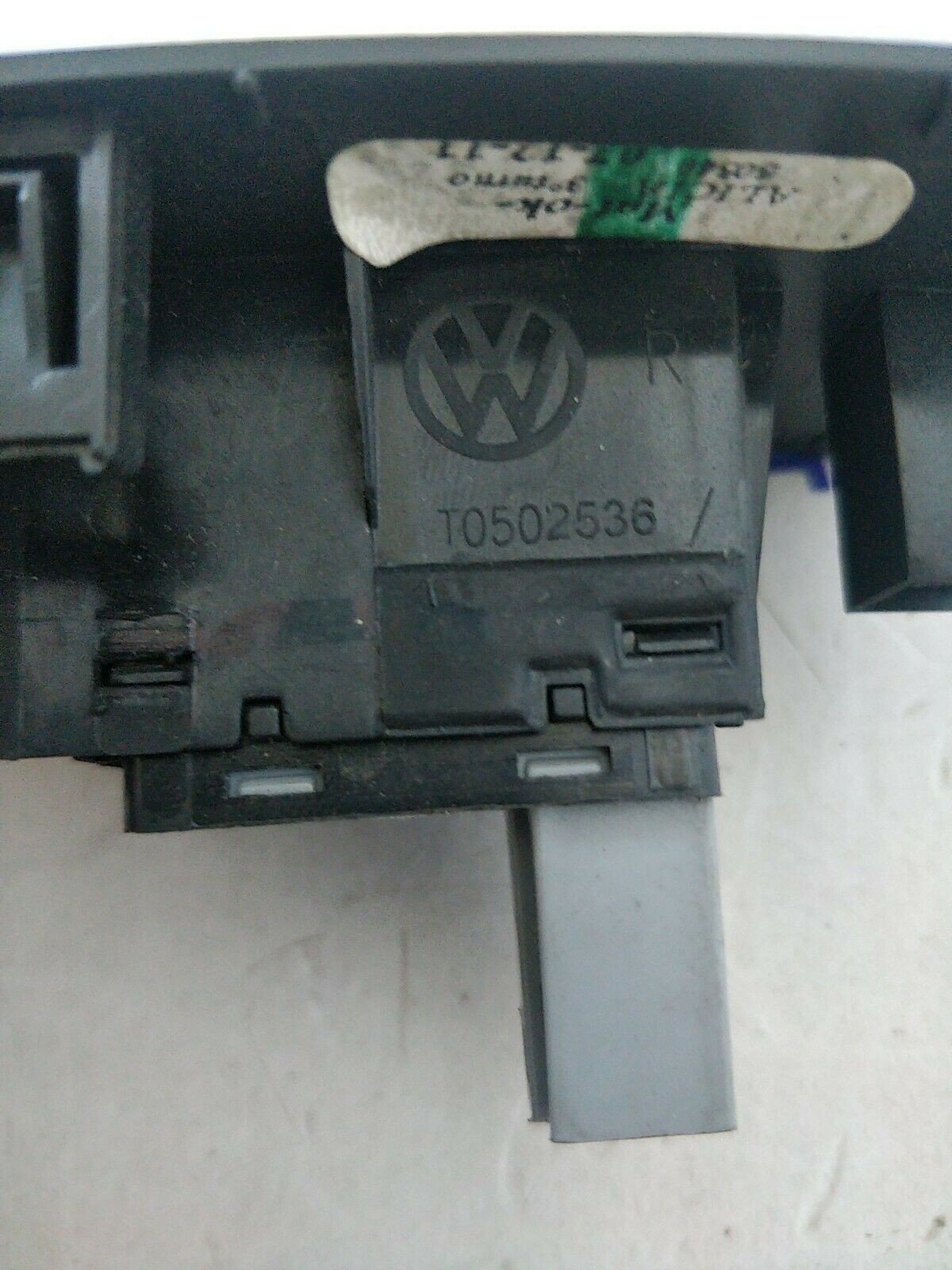 Right Front Window Lift Button Volkswagen New Beetle t0502536 - F&P CRASH SRLS - Used Parts