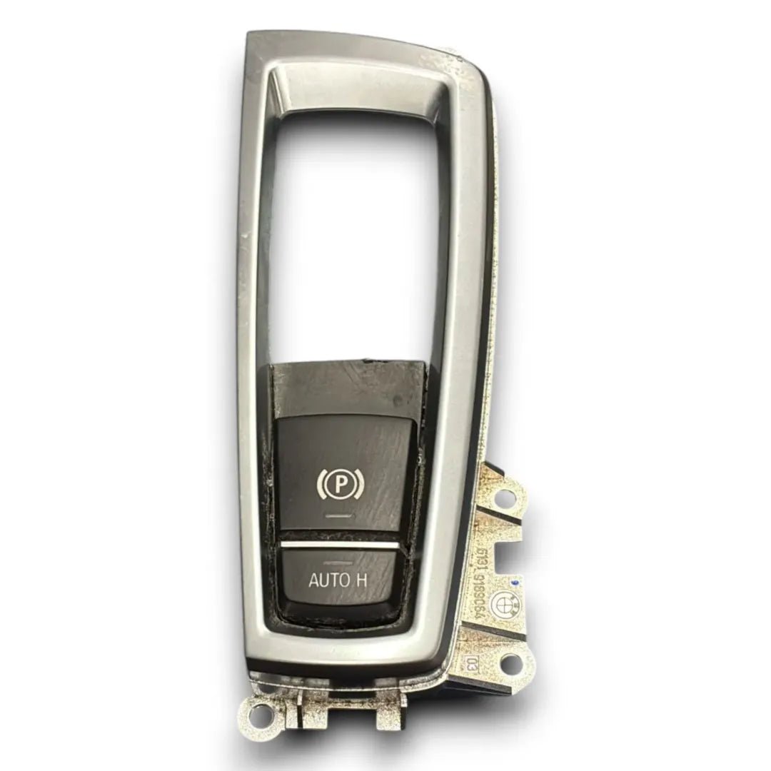 Pulsante freno di stazionamento BMW X4 F26 cod. 10041037 - F&amp;P CRASH SRL - Ricambi Usati