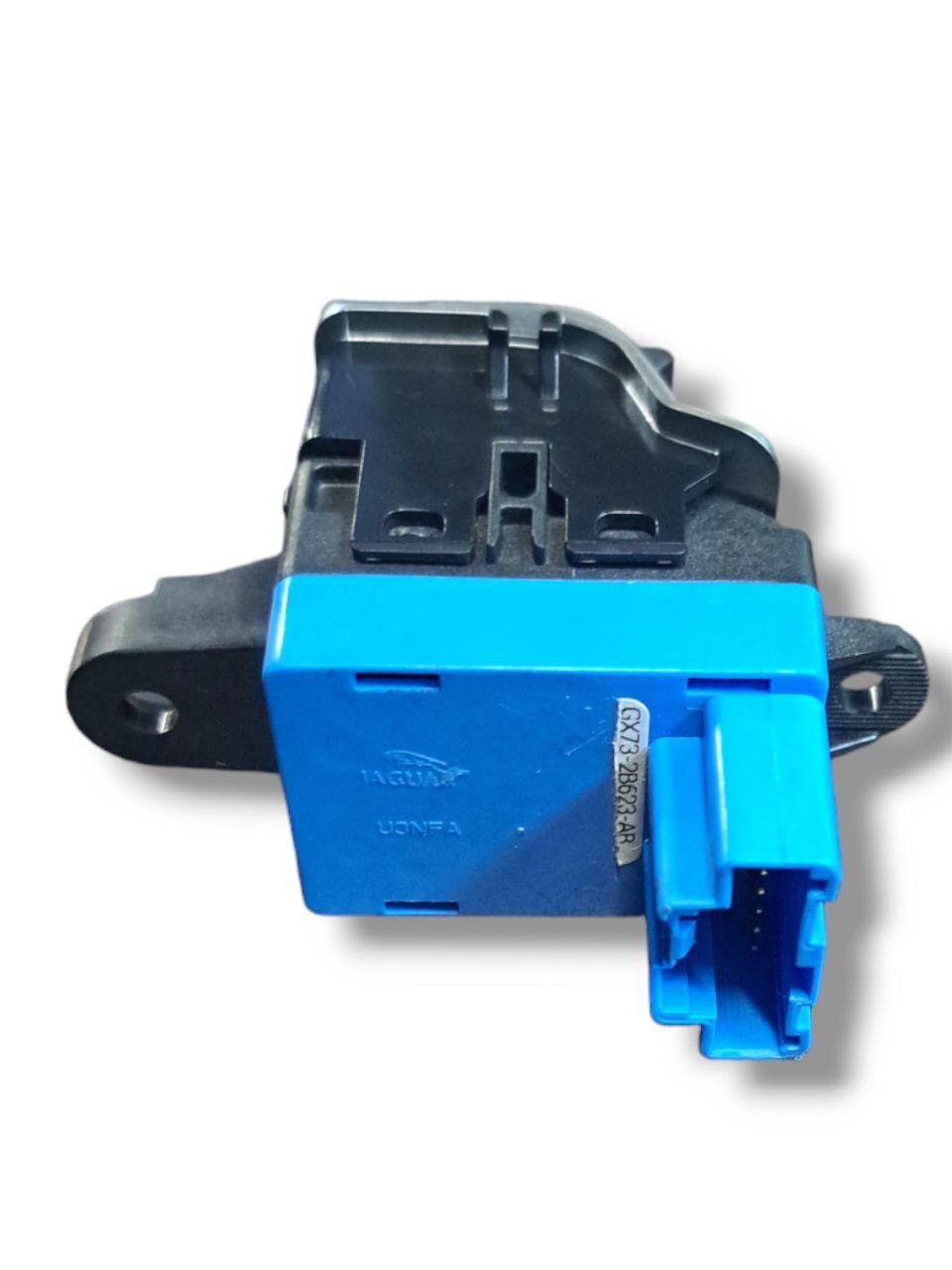 Jaguar XE (2017) parking brake button COD:GX732B623AB - F&P CRASH SRLS - Used Parts