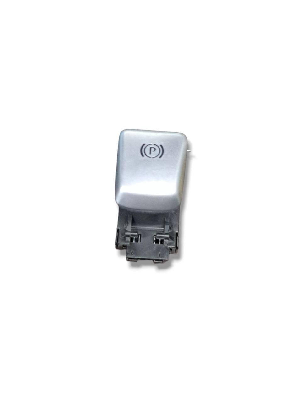 Mercedes Class C W205 Parking Brake Button COD:A2059056603 - F&P CRASH SRLS - Used Parts