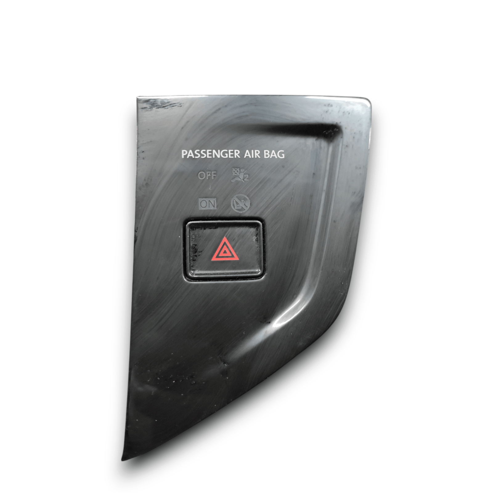 Pulsante Hazard Volkswagen Polo COD: 2G1919225 (2017>) - F&P CRASH SRLS - Ricambi Usati