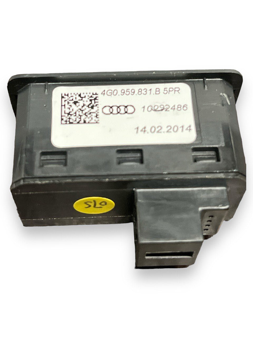 Pulsante / interruttore Chiusura Portellone posteriore Audi Q3 8U (2011 - 2018)cod.4g0959831B - F&P CRASH SRLS - Ricambi Usati