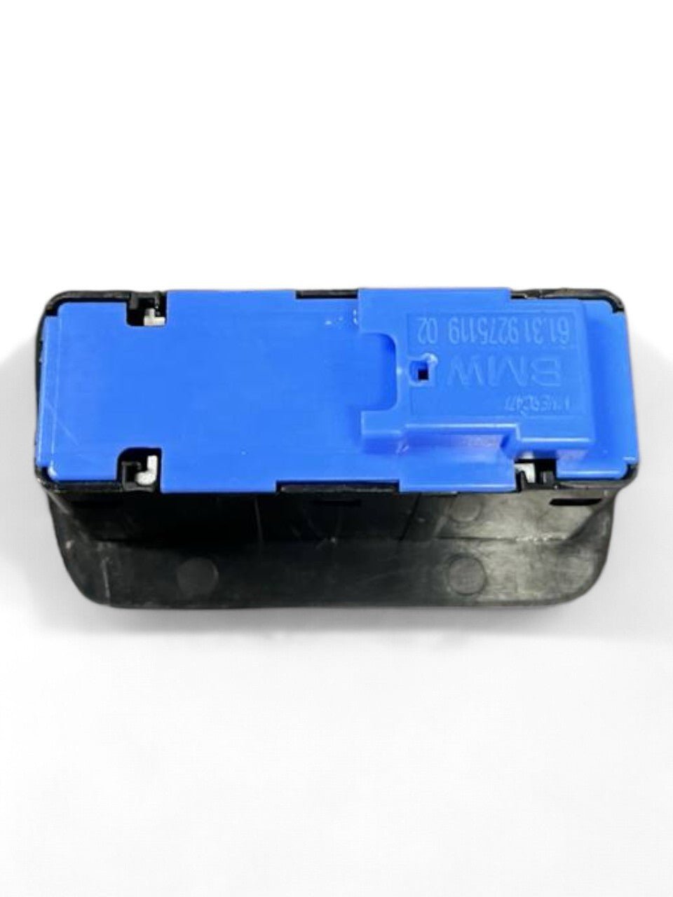 Pulsante / interruttore serratura bagagliaio Bmw serie 3 F30/31 (2012 - 2019) cod.927511902 - F&P CRASH SRLS - Ricambi Usati
