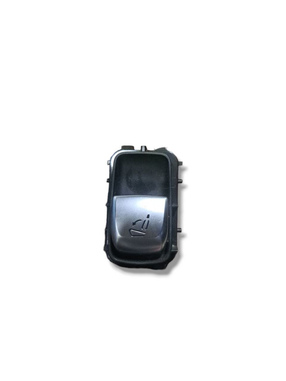 Mercedes - Benz Class C W205 Front Seat Adjustment Button COD:A2059051403 (2014>) - F&P CRASH SRLS - Used Spare Parts