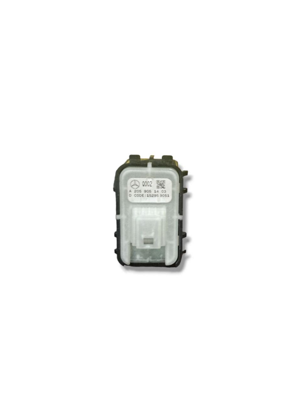 Mercedes - Benz Class C W205 Front Seat Adjustment Button COD:A2059051403 (2014>) - F&P CRASH SRLS - Used Spare Parts